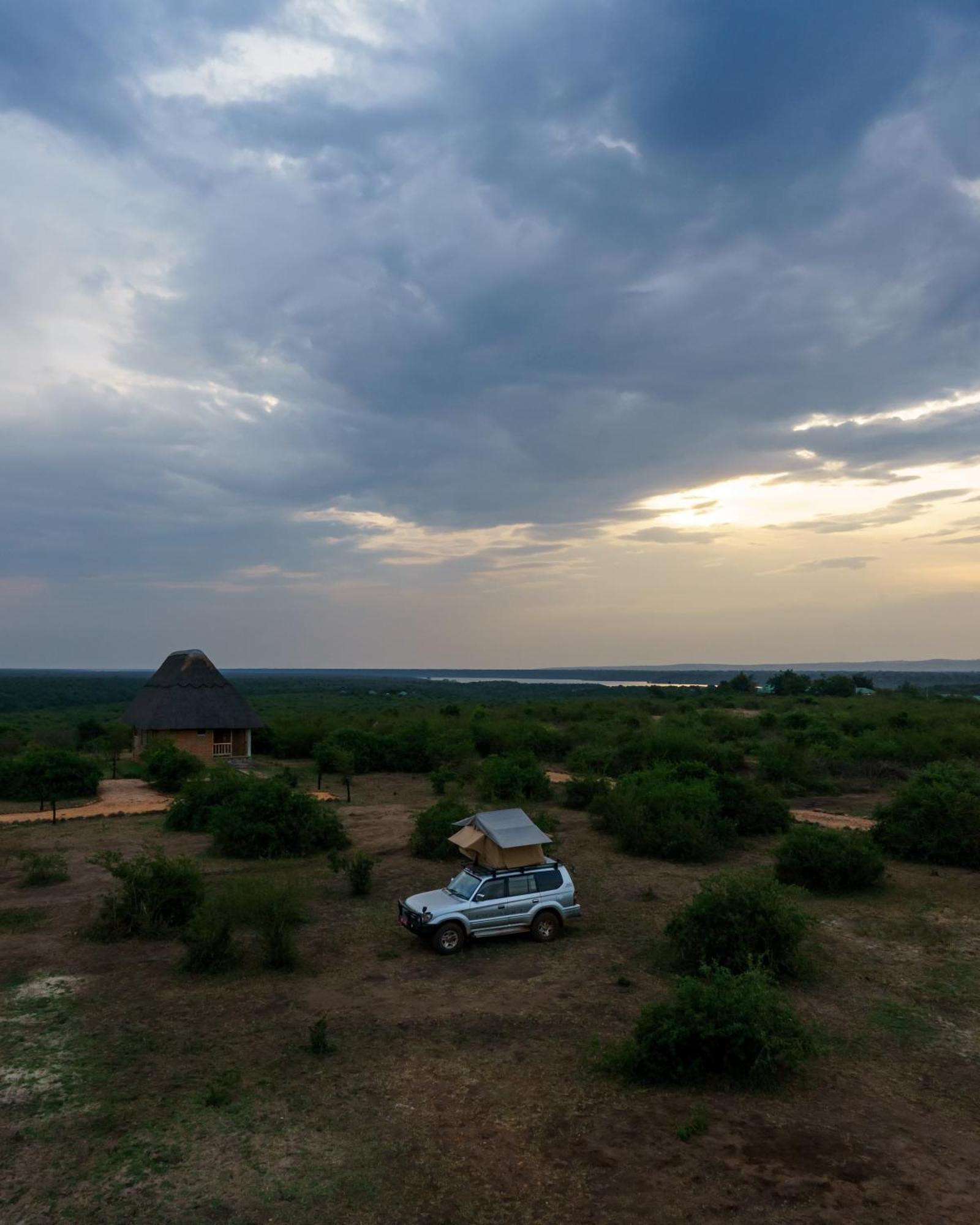 Tabingi Safari Cottages Katunguru エクステリア 写真